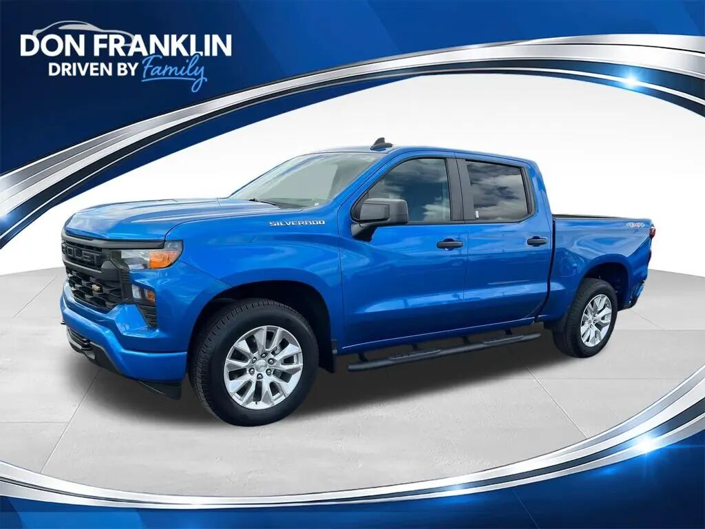 2024 Chevrolet Silverado 1500 Custom — photo 1 of 13