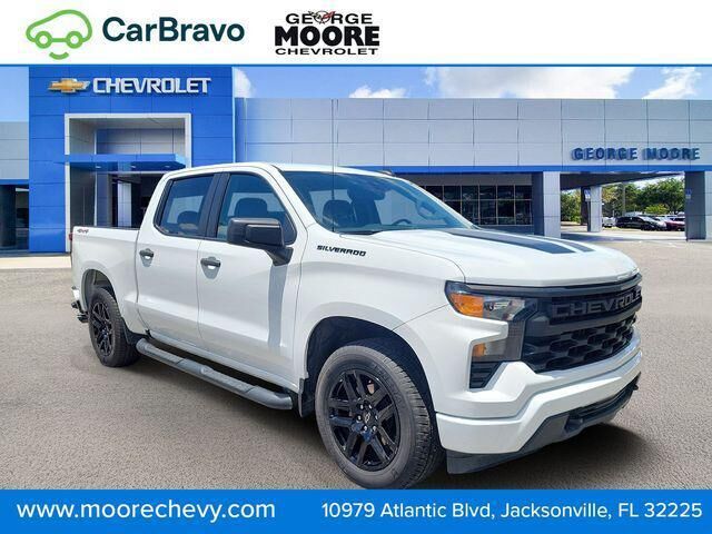 2023 Chevrolet Silverado 1500 Custom — photo 1 of 13
