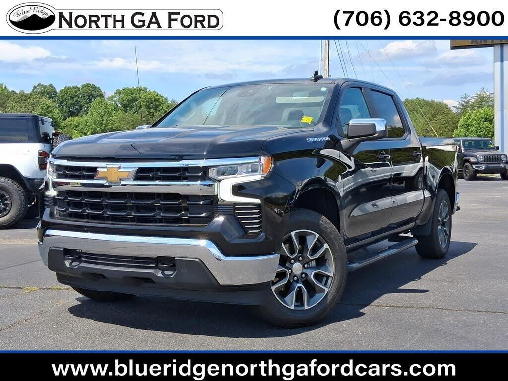 2022 Chevrolet Silverado 1500 LT — photo 1 of 2