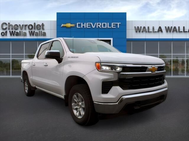 2023 Chevrolet Silverado 1500 LT — photo 1 of 13