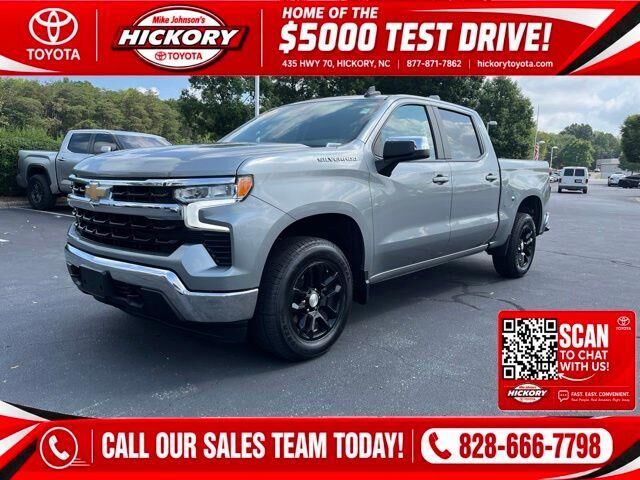 2023 Chevrolet Silverado 1500 LT — photo 1 of 13