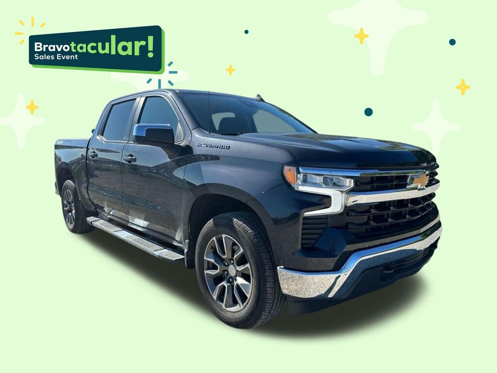 2022 Chevrolet Silverado 1500 LT — photo 1 of 7
