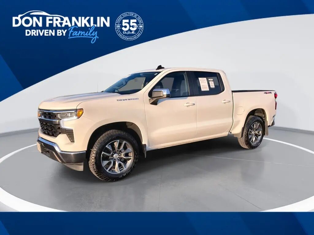 2024 Chevrolet Silverado 1500 LT — photo 1 of 13