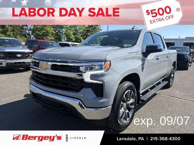 2024 Chevrolet Silverado 1500 LT — photo 1 of 13
