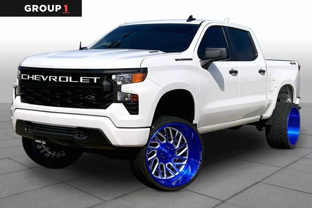 2025 Chevrolet Silverado 1500 Custom