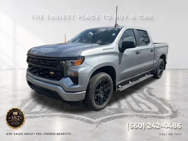 2025 Chevrolet Silverado 1500 Custom