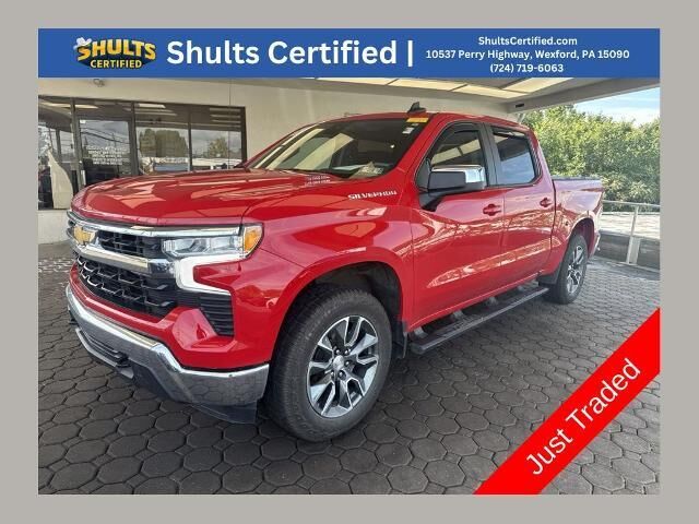 2025 Chevrolet Silverado 1500 LT — photo 1 of 13