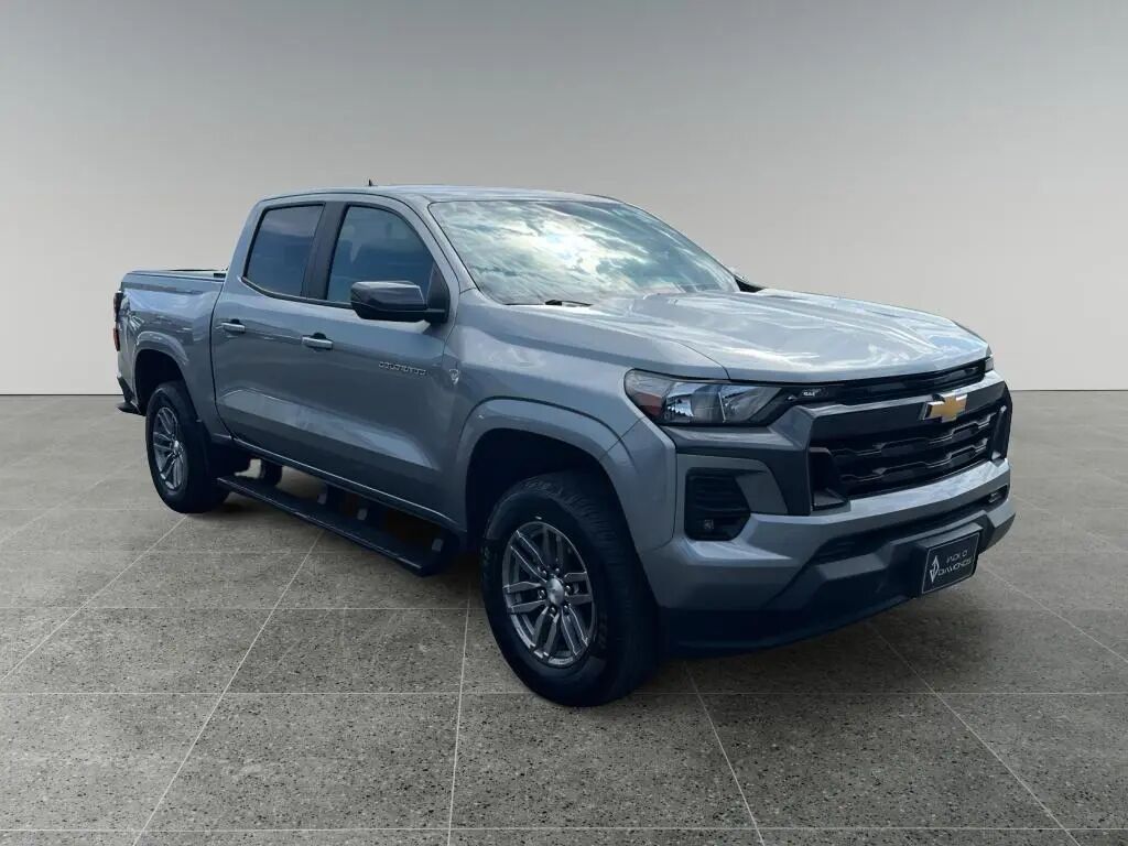 2023 Chevrolet Colorado LT — photo 1 of 13