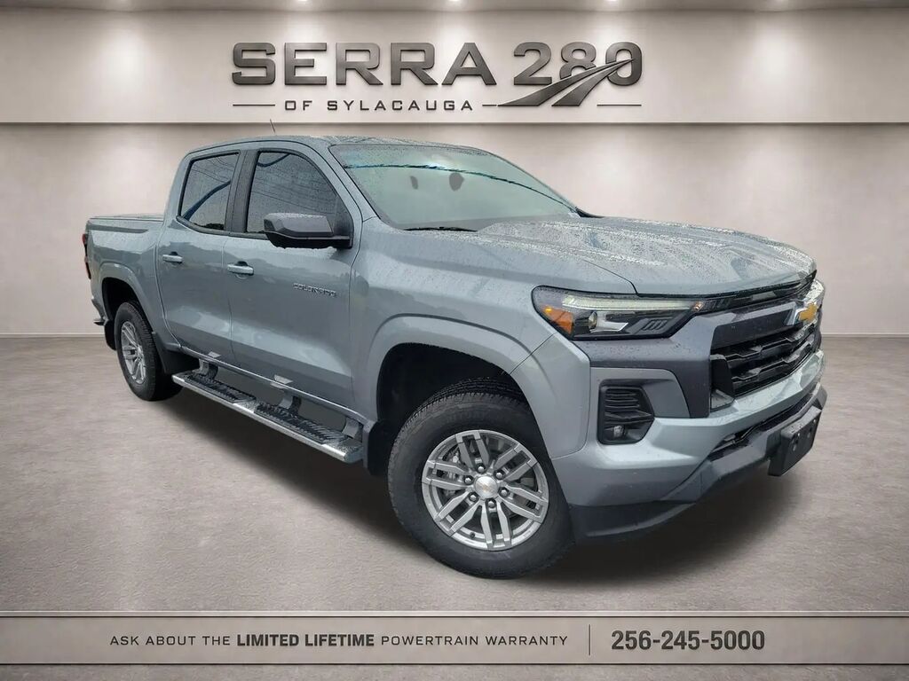 2024 Chevrolet Colorado LT — photo 1 of 13