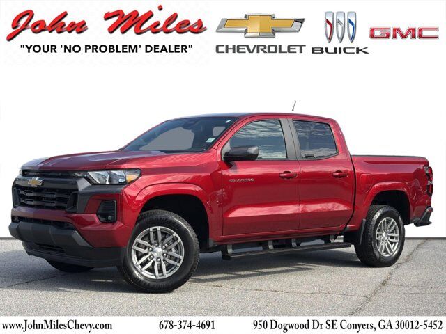 2024 Chevrolet Colorado 2WD LT — photo 1 of 13