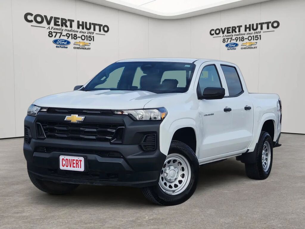 2025 Chevrolet Colorado Work Truck — photo 1 of 13