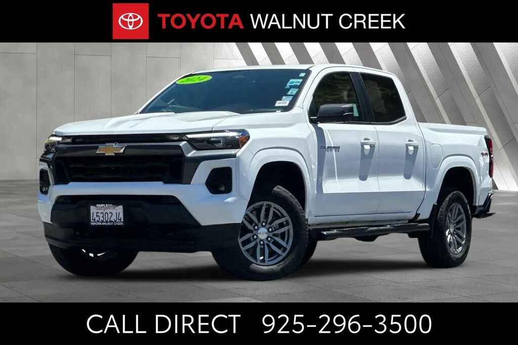 2024 Chevrolet Colorado LT — photo 1 of 10