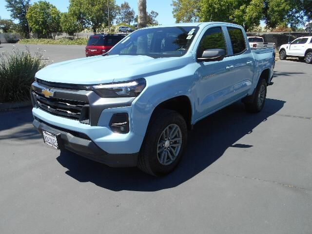 2025 Chevrolet Colorado LT