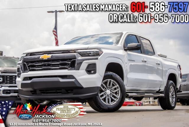 2024 Chevrolet Colorado LT — photo 1 of 12