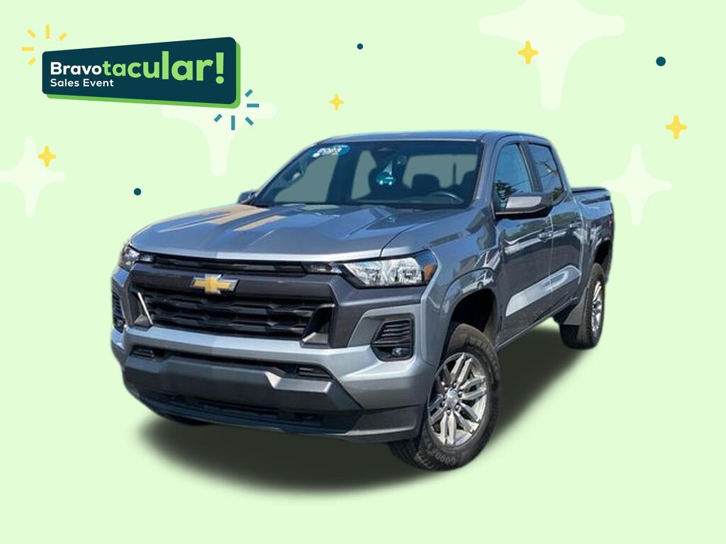2023 Chevrolet Colorado 4WD LT — photo 1 of 7