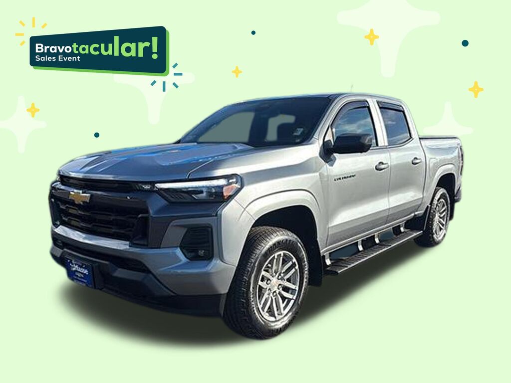 2025 Chevrolet Colorado WT/LT — photo 1 of 7