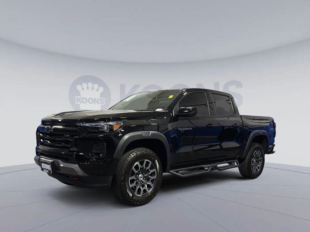 2024 Chevrolet Colorado Z71 — photo 1 of 13