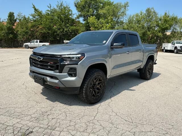 2024 Chevrolet Colorado Z71 — photo 1 of 13