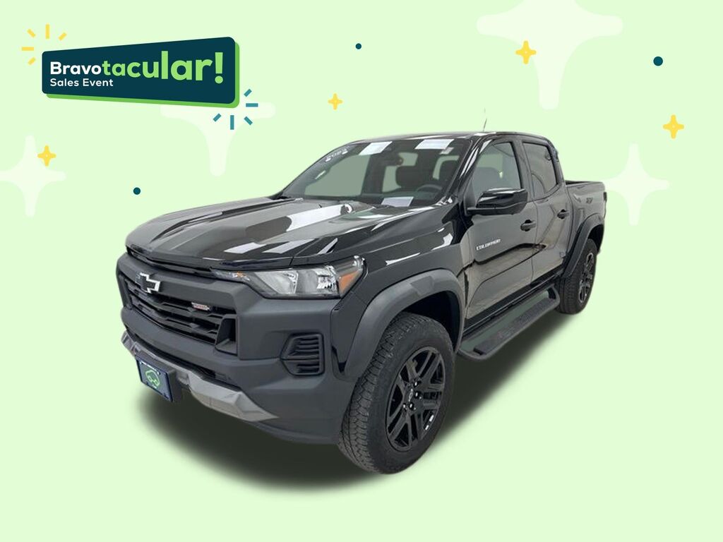 2023 Chevrolet Colorado Trail Boss — photo 1 of 7