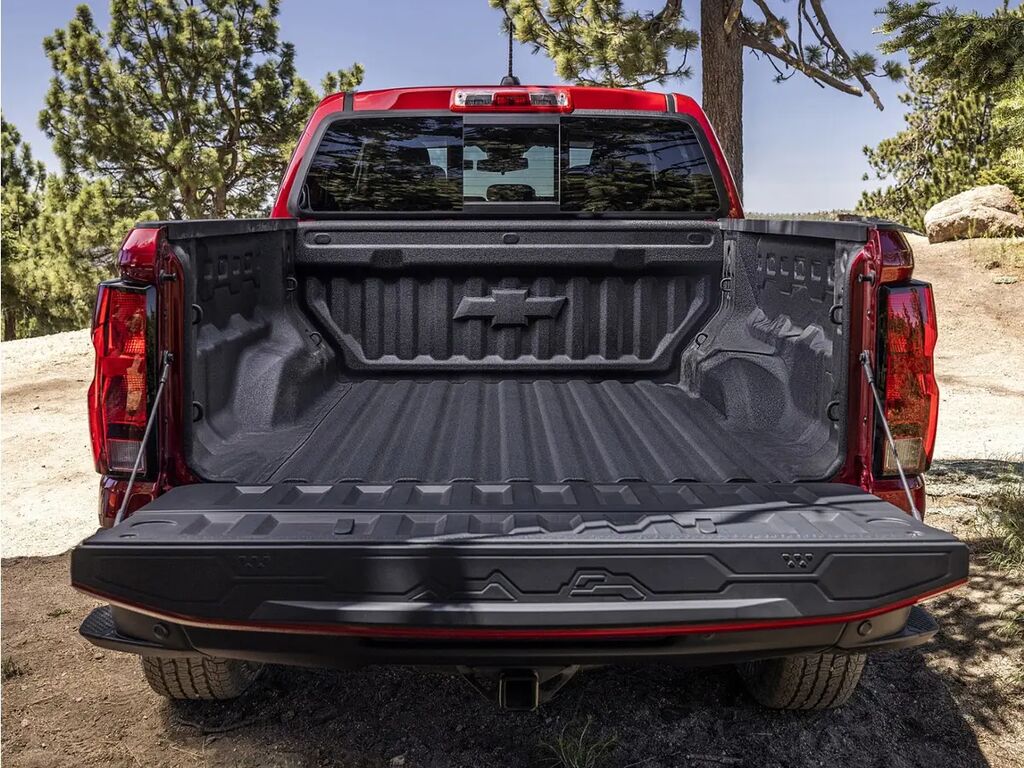 2023 Chevrolet Colorado Trail Boss — photo 1 of 1