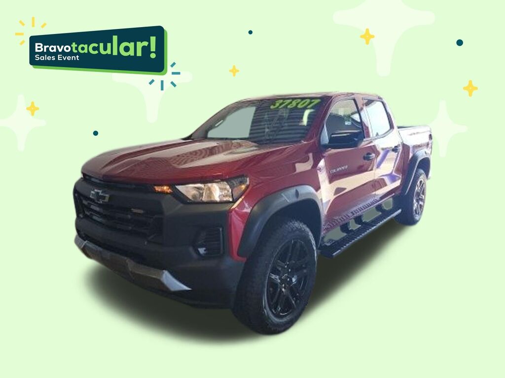 2024 Chevrolet Colorado Trail Boss — photo 1 of 7