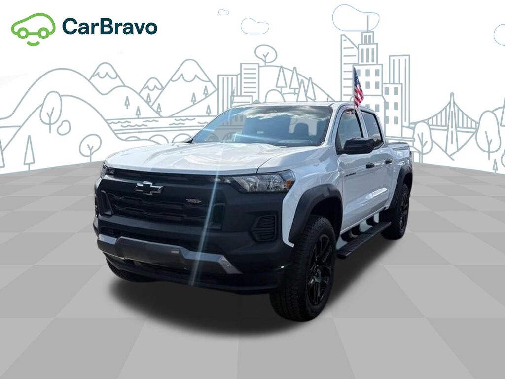 2024 Chevrolet Colorado Trail Boss — photo 1 of 6