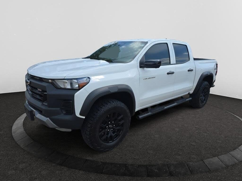 2023 Chevrolet Colorado Trail Boss — photo 1 of 1