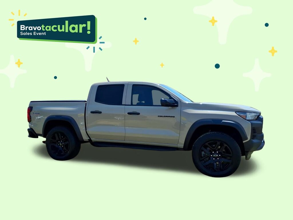 2024 Chevrolet Colorado Trail Boss — photo 1 of 7