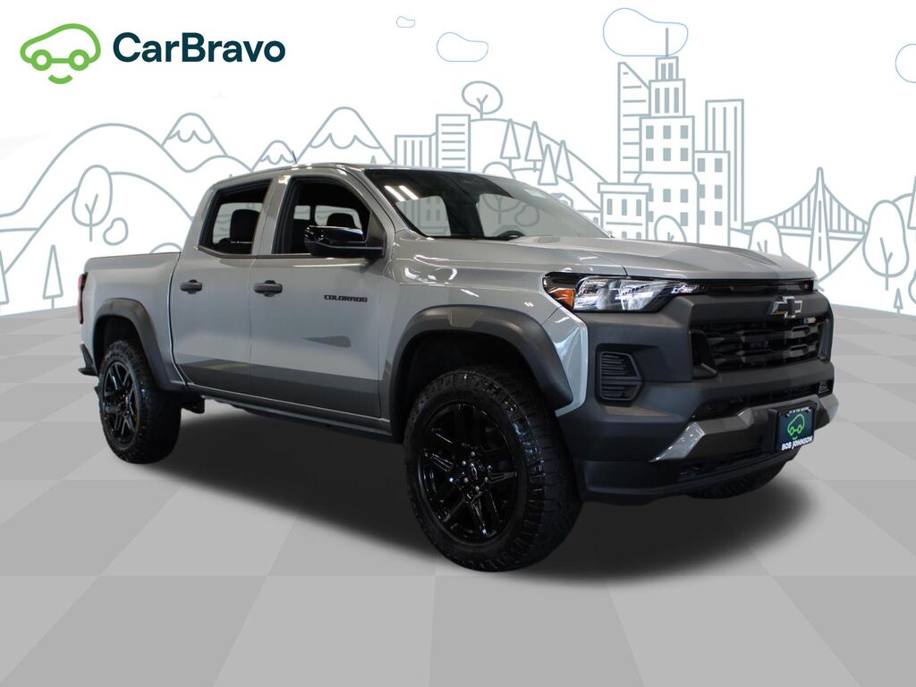 2023 Chevrolet Colorado Trail Boss — photo 1 of 7