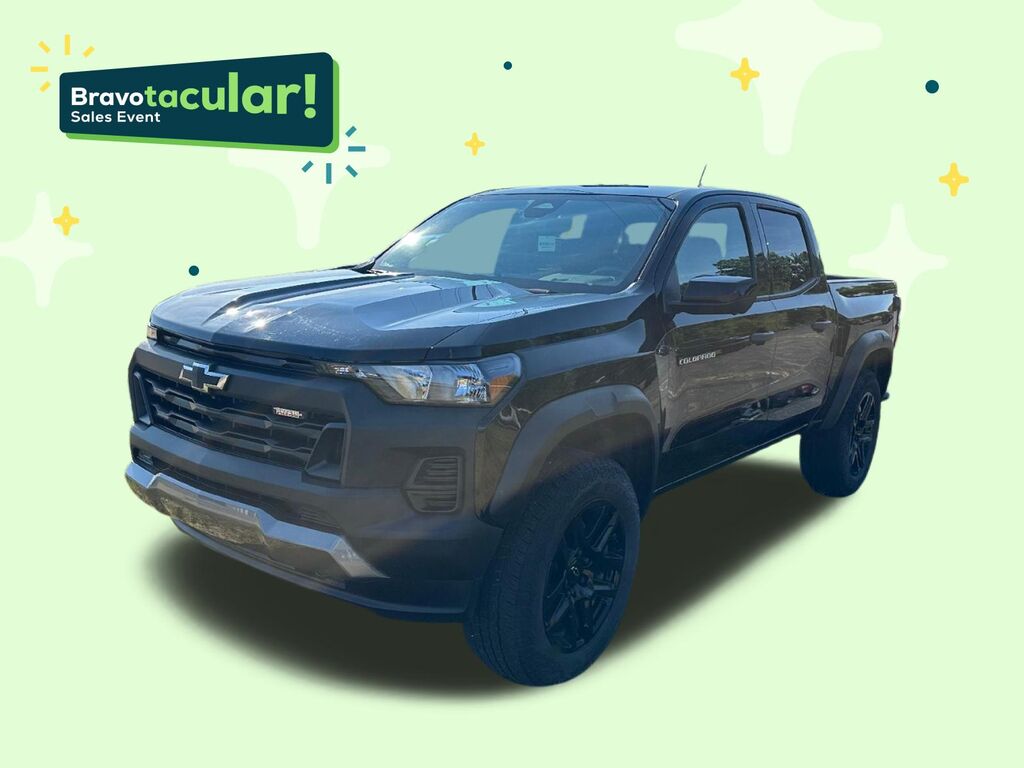 2023 Chevrolet Colorado 4WD Trail Boss — photo 1 of 7