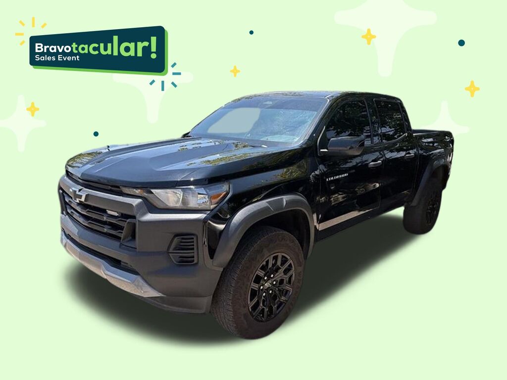 2024 Chevrolet Colorado Trail Boss — photo 1 of 7