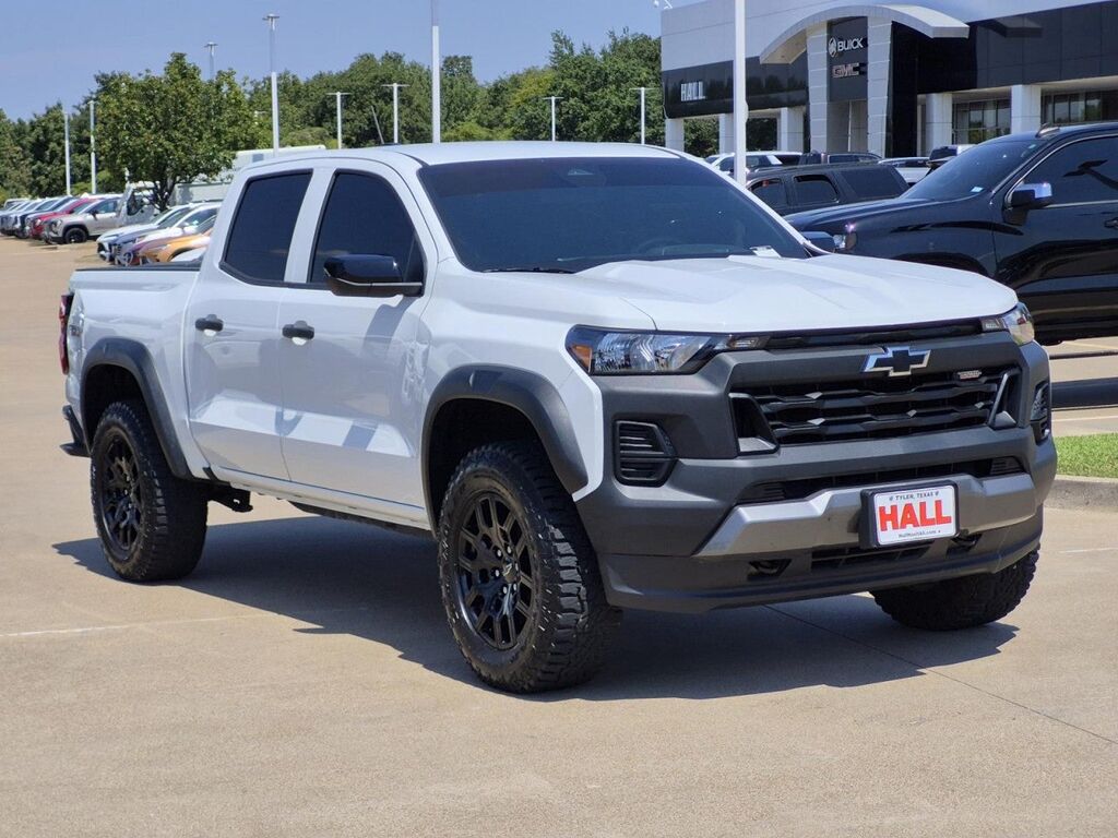 2026 Chevrolet Colorado Trail Boss — photo 1 of 13