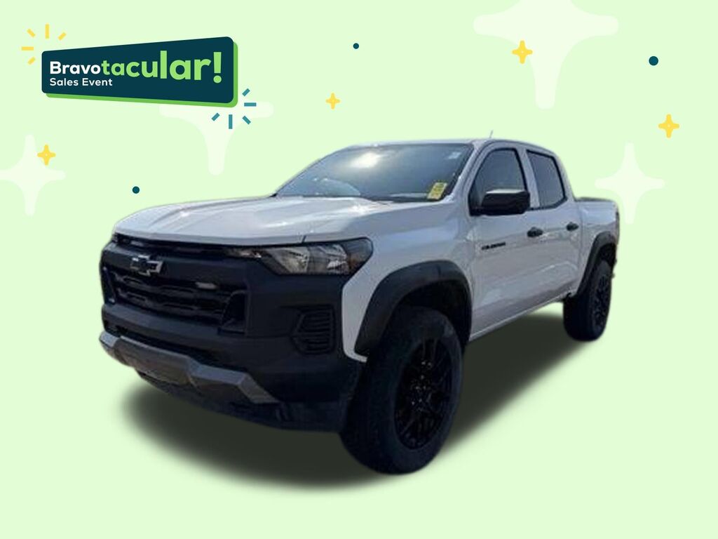 2023 Chevrolet Colorado 4WD Trail Boss — photo 1 of 7