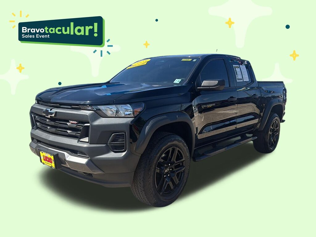 2023 Chevrolet Colorado 4WD Trail Boss — photo 1 of 7