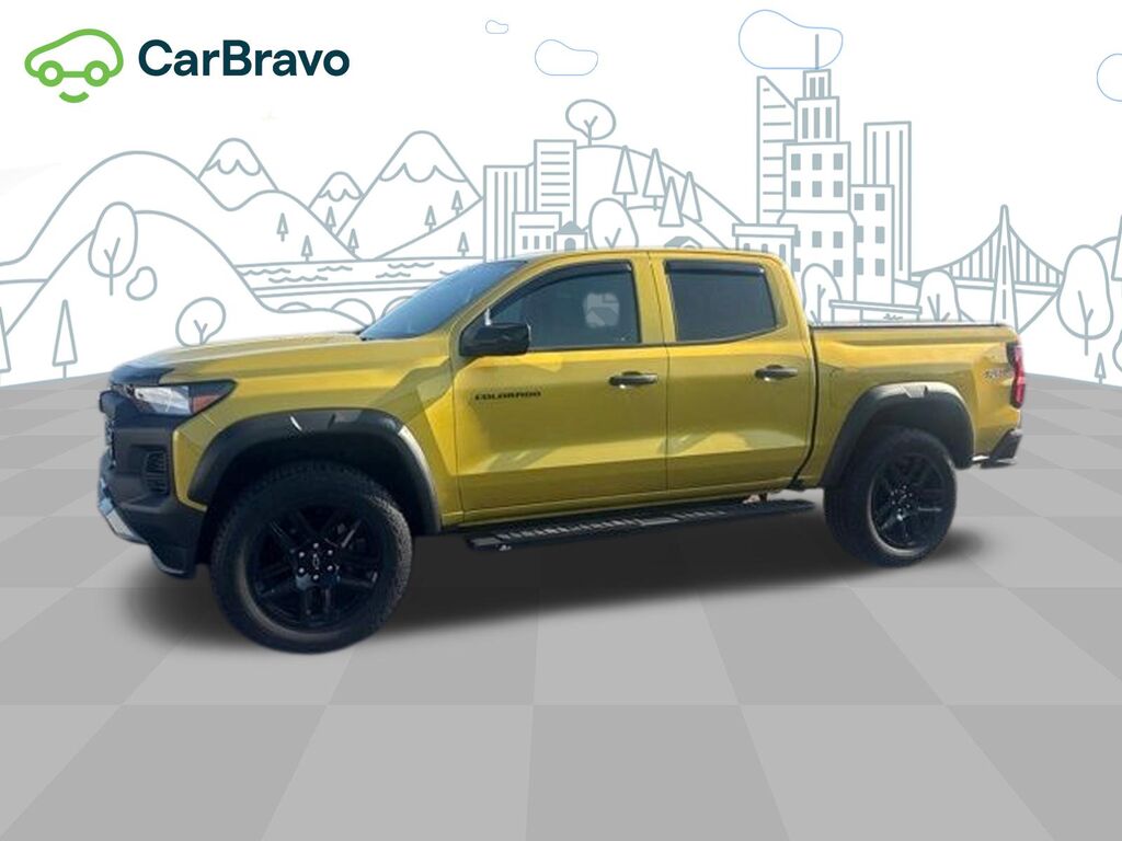 2023 Chevrolet Colorado Trail Boss — photo 1 of 3