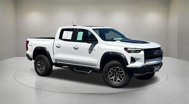 2025 Chevrolet Colorado ZR2