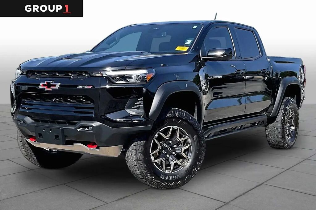 2024 Chevrolet Colorado ZR2 — photo 1 of 13
