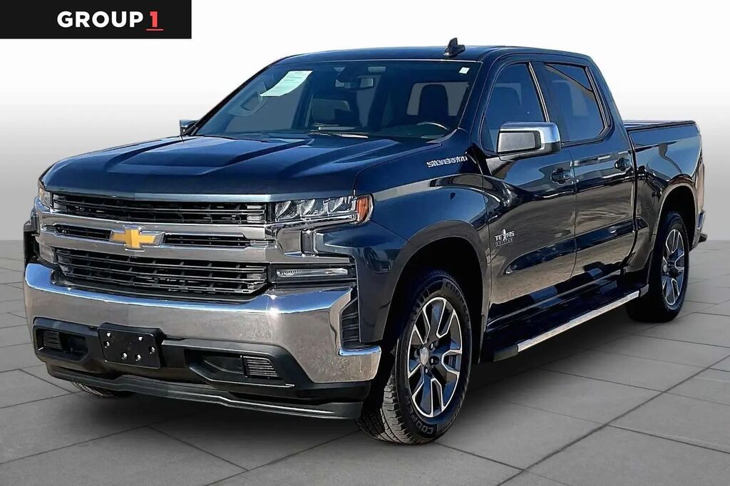 2020 Chevrolet Silverado 1500 LT — photo 1 of 13