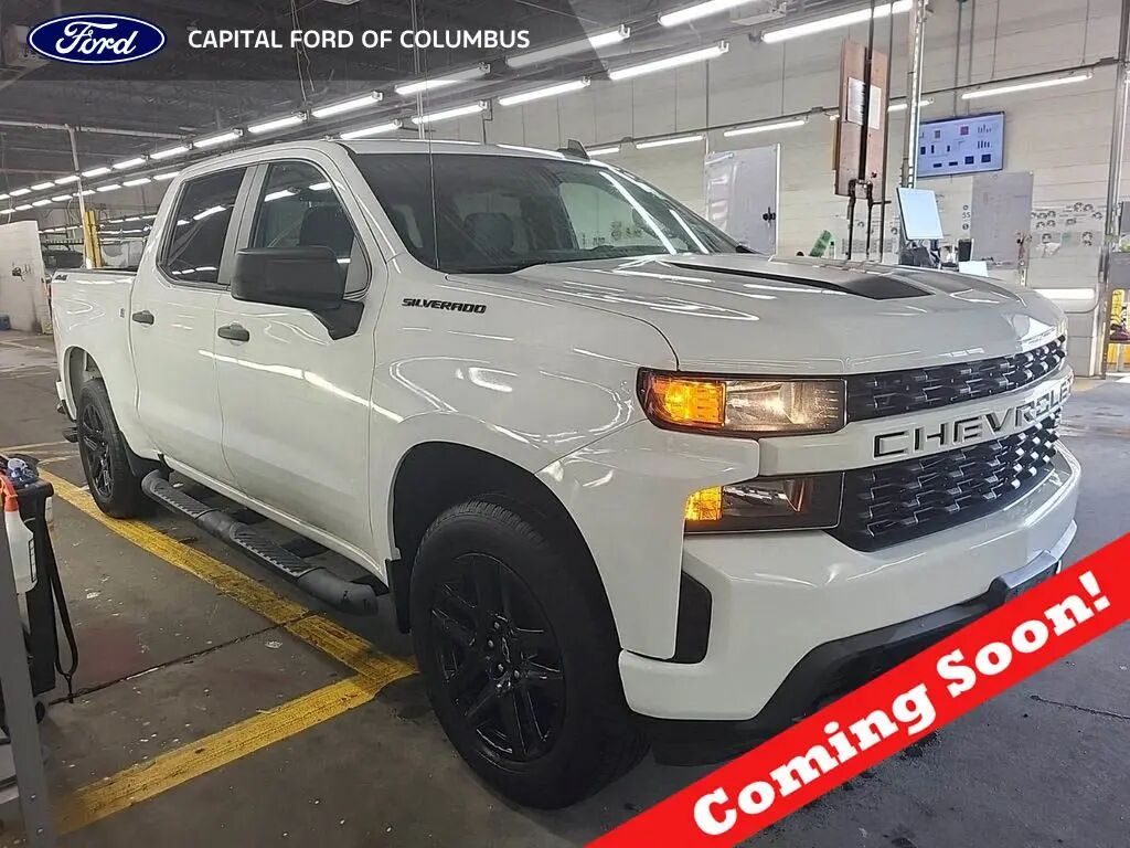 2022 Chevrolet Silverado 1500 Limited Custom — photo 1 of 6