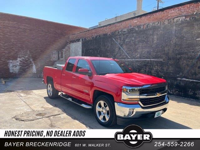 2017 Chevrolet Silverado 1500 LT — photo 1 of 13