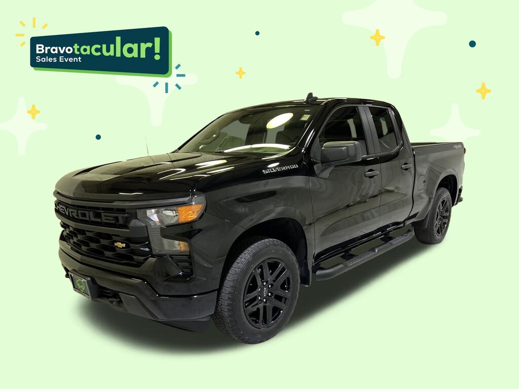 2023 Chevrolet Silverado 1500 Custom — photo 1 of 7