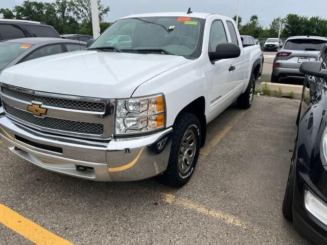 2013 Chevrolet Silverado 1500 LS