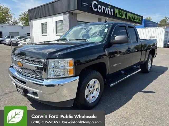 2013 Chevrolet Silverado 1500 LT — photo 1 of 2
