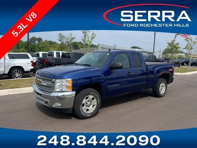 2013 Chevrolet Silverado 1500 LT — photo 1 of 13