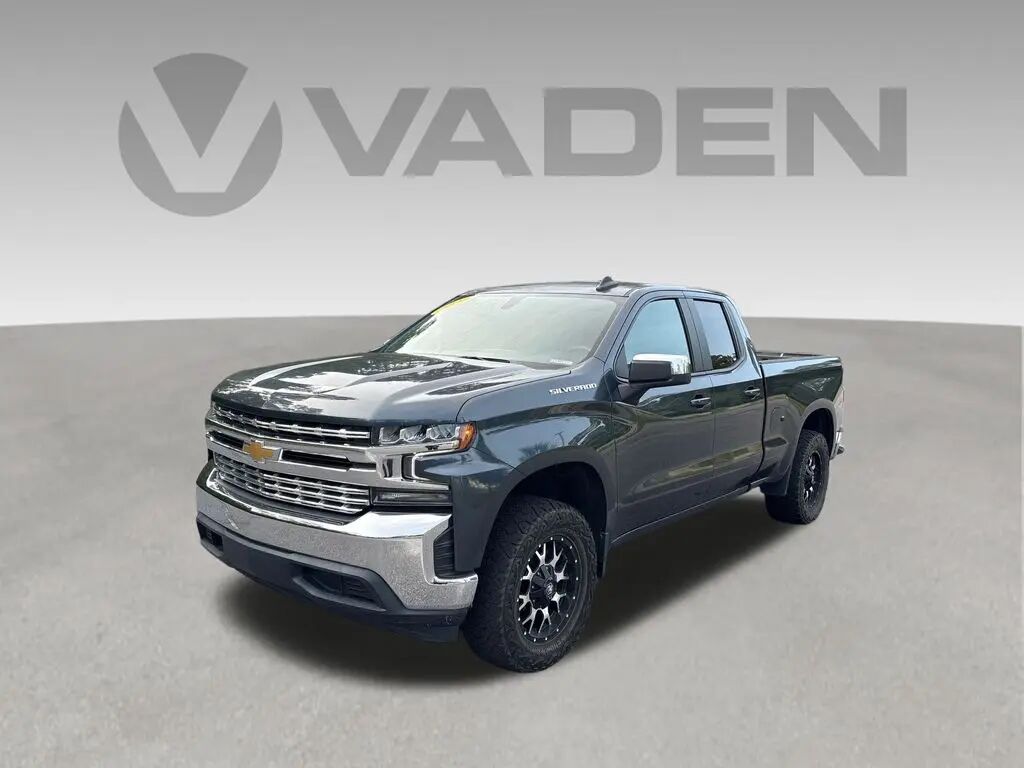 2020 Chevrolet Silverado 1500 LT — photo 1 of 13