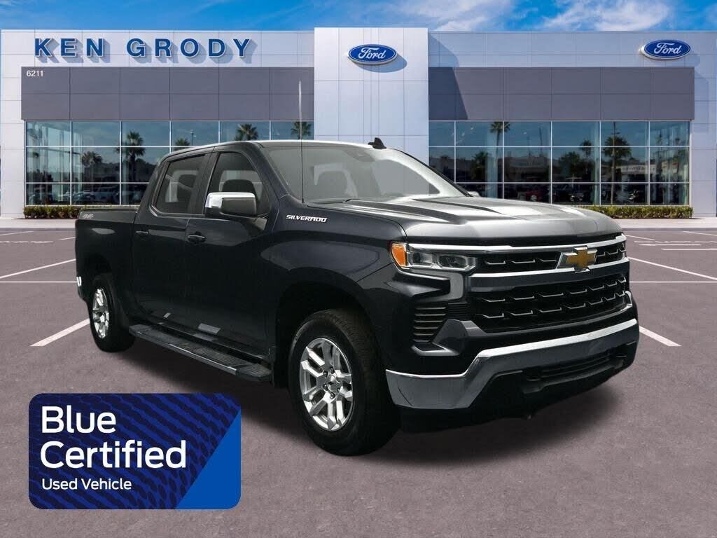 2023 Chevrolet Silverado 1500 LT — photo 1 of 1