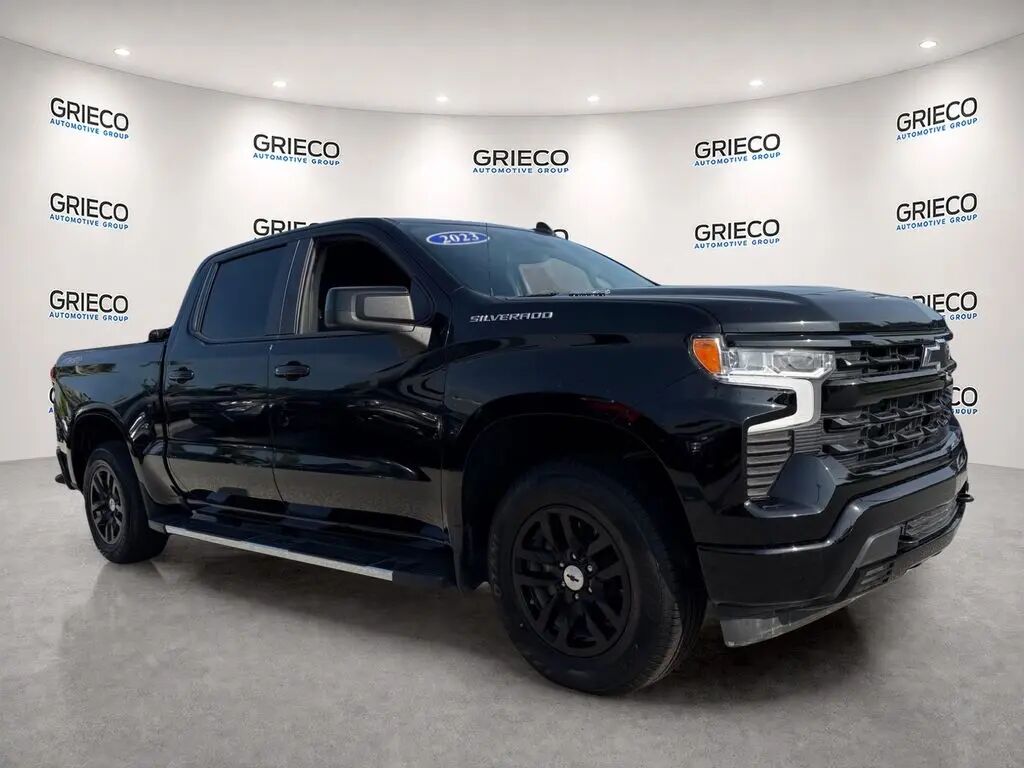 2023 Chevrolet Silverado 1500 RST — photo 1 of 13