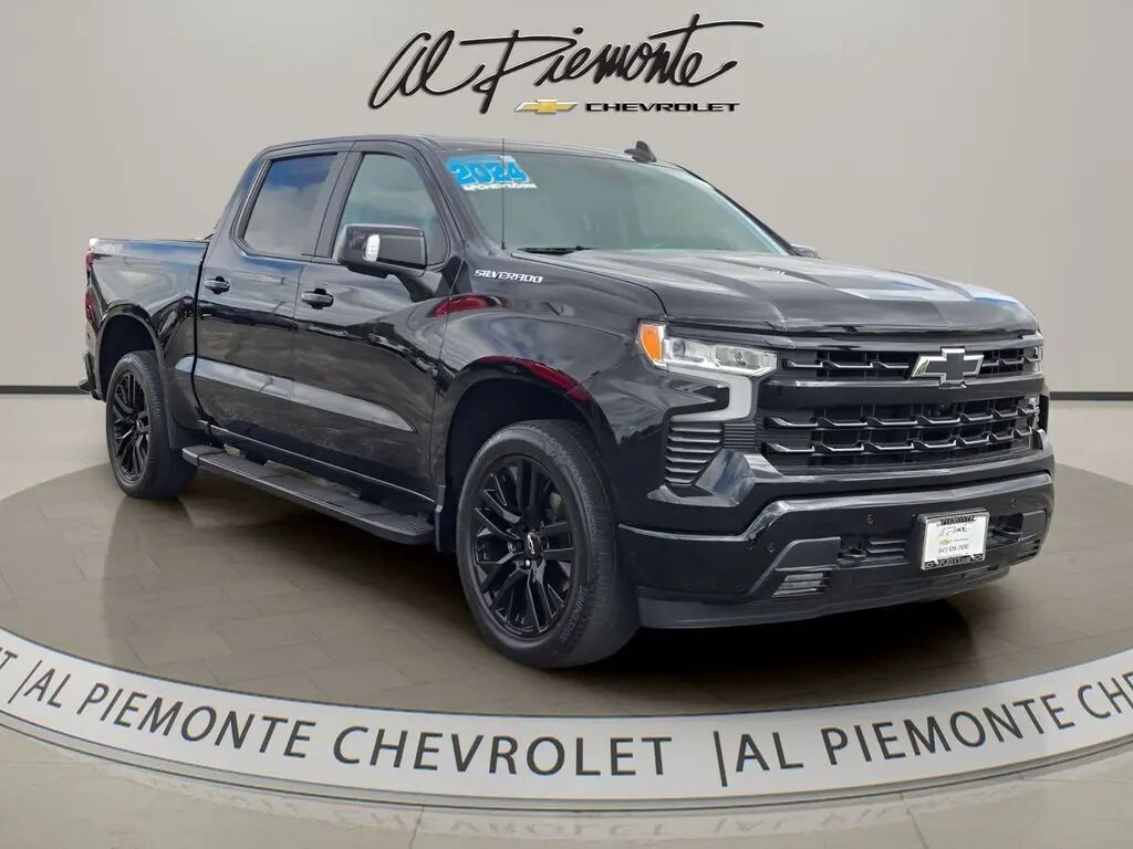 2024 Chevrolet Silverado 1500 RST — photo 1 of 13