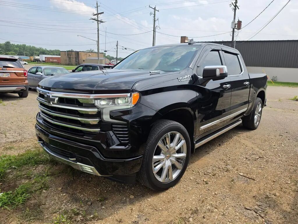2023 Chevrolet Silverado 1500 High Country — photo 1 of 11