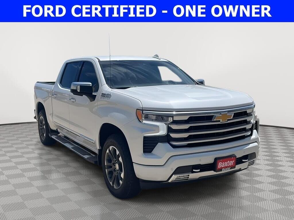 2024 Chevrolet Silverado 1500 High Country — photo 1 of 1